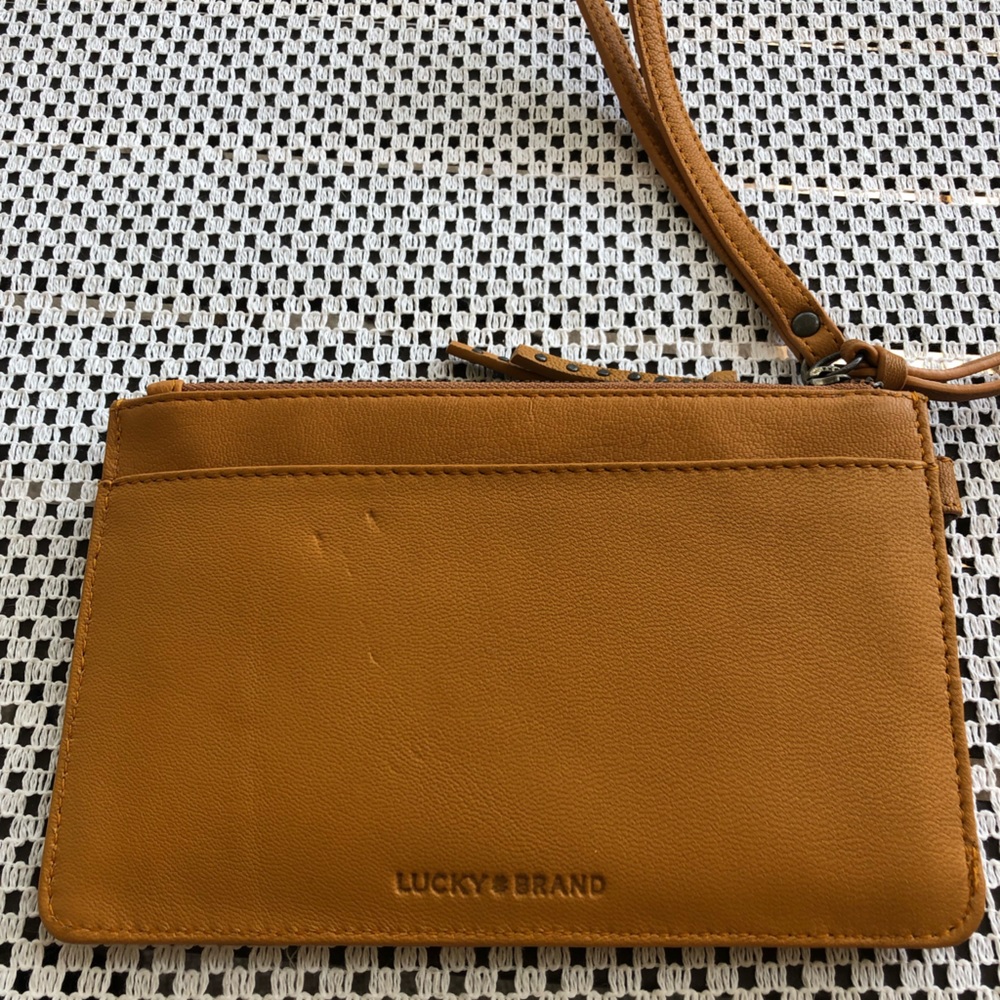Lucky Brand Tan Leather Double Zip Wallet Wristlet w/ Removable Card Case